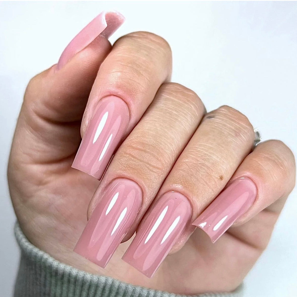 Dark nude